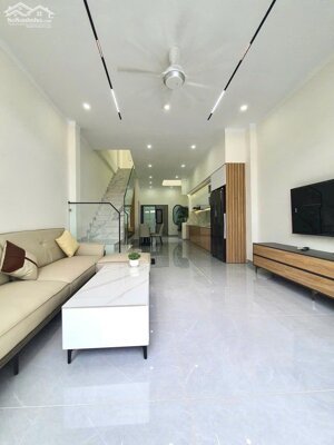 Nhà Mê TC 4,3*25m,hẻm Phạm Hồng Thái,gần Đinh Tiên Hoàng,nhiều lô khác