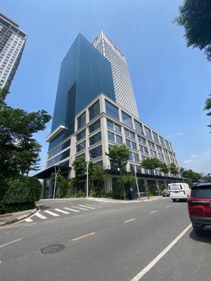 siêu phẩm cao tầng - hàng chuối - hai bà trưng. 554m - 17 tầng - mt 16m - giá 655 tỷ