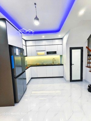 nhà đẹp trung tâm đống đa 50m 4 ngủ 3 mặt thoáng full nội thất