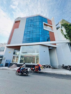 cơ hội vàng !!!góc 2 mặt tiền lê văn sỹ-trần quang diệu,quận 3( 15x25m) 4 tầng- hđt 450tr/th 85 tỷ