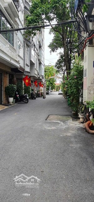 hiếm nhà lạc lạc long quân 68m2x3 tầng mt 5m. lô góc - kinh doanh - ôtô tránh - giá nhỉnh 300tr/m2