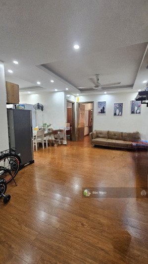 bán căn hộ ct1 kđt la 75m, 2pn, sổ đỏ lâu dài diện tích: 75m thiết kế 2 phòng ngủ, 1vs