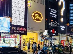 cho thuê nhà mặt tiền trước chợ hàn - ngang 5m - 80 tr