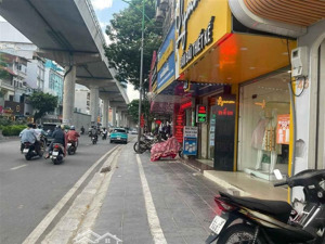 bán nhà mặt ngõ ô tô xuân thủy. lô góc, ngõ thộng sạch sẽ. trung tâm cầu giấy giá 13 tỷ/45m