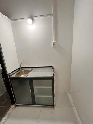 nhà trọ quận 2 gần trường umt cát lái to chỉ 3,5 triệu full đồ