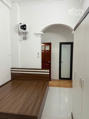 cho thuê phòng ngõ 68 trung kính full đồ , có lối đi riêng, để xe máy free