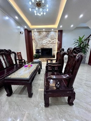 cần bán gấp siêu phẩm căn võ liêm sơn, p4, quận 8 giá 3tỷ270tr thương lượng xem nhà