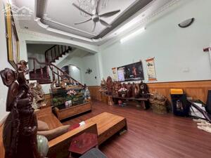 Bán nhà đường Kim Giang, Hoàng Mai, nhà đẹp dân xây, thoáng trước thoáng sau, giá tốt