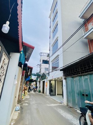 tòa ccmn cạnh chợ ỷ la dương nội 105m2 7 tầng 22 phòng-giá chỉ 19ty900 - trục chính oto chánh nhau