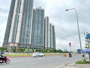 bán nhà mặt tiền huỳnh tấn phát, p.tân thuận tây, quận 7 vị trí kinh doanh sầm uất diện tích 4x25m