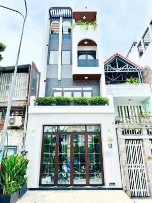 nhà đẹp vừa hoàn thiện kdc phú mỹ q7 (5x19) giá 16,8 tỷ