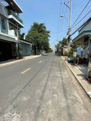 bán nhà 3 tầng mt đường đình qưới an, phường thạnh xuân, q12,dt 65m2(4x14).đường 10m, giá 5,5tỷ