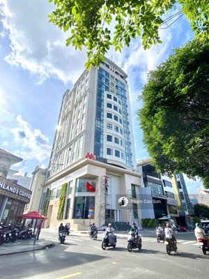 building hơn 4.550m2 sử dụng, sàn tiêu chuẩn 400m2 - số 208 nguyễn trãi, quận 1