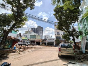 siêu phẩm lô góc 2 mặt tiền- ngang đẹp 6m- đông hòa, dĩ an