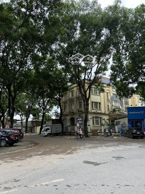 bán nhà riêng 104.9m2 mặt tiền gần 5m giữa ngõ 161 ngọc hồi