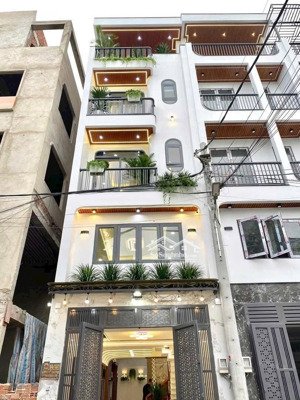 bán nhà b3 29/19 tây thạnh, tân phú, tp. hcm.
dt: 3.5x16m xây 4.5lầu 4pn, 5wc 6m xe hơi. 5.99 tỷ