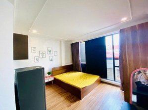 cho thuê phòng trọ ngõ 100 trần duy hưng, dt 30m2 khép kín nóng lạnh điều hòa thang máy 4.3tr/th