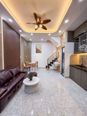 bán nhà hẻm 281 lê văn sỹ, phường 1 tân bình (4*16) 2 tầng chỉ 9,5 tỷ?