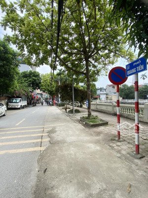 bán gấp miếng đất quang tiến dt 47m2 x mt 4m giá 9.3 tỷ, gara lx570, cách 1 nhà ra mp kd sầm uất