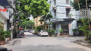 bán nhà 5 tầng phân lô khu vip phố phạm tuấn tài , cầu giấy , ô tô đỗ cửa . giá 16 tỷ.