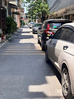 bán nhà ngọc thụy_lý sơn,42m_mt4m,5 ngủ ,ô tô đỗ cổng, hai mặt thoáng,chỉ 7.3 tỷ