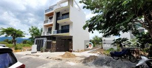 bán đất khu đô thị an bình tân - diện tích: 80m2 ngang 4m
- hướng đông nam
- đường t9 rộng 13m