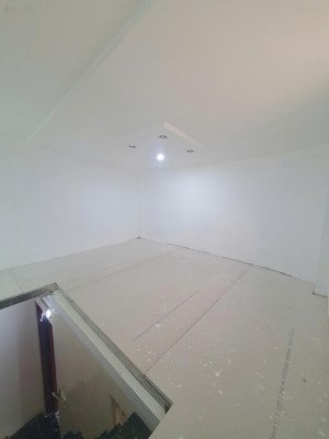 phòng ngủ riêng - full nội thất - tách bếp, ban công rộng - gần ump, ueh, vhu, sgu, sps, qst