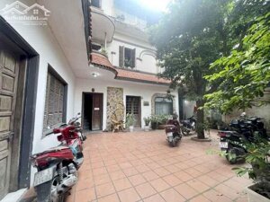 Bán nhà đẹp Hoàng Hoa Thám, logoc, ôtô, kinh doanh, 120mx3t, 45 tỷ, 0985696268