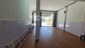 bán rẻ nhà 2 tầng gần biển nha trang trong khu bàn cờ chợ đường lớn 10m.