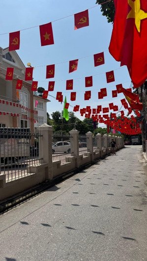 nguyễn văn cừ 40 4t 9.05 tỷ khu vip bồ đề - cách ô tô - gần công viên -- nhà dân xây chắc chắn