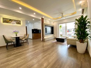 chính chủ bán căn hộ 97m2 tòa d1ct2 tây nam linh đàm 3 ngủ, 2wc, nội thất cao cấp, giá hợp lý!