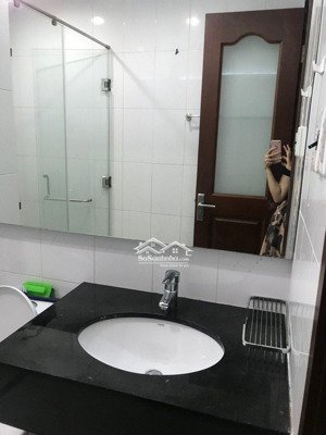cộng hòa plaza,p12, tân bình: 74m2, 2p ngủ,nt giá 14tr/th