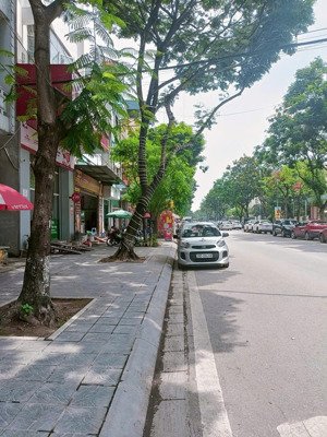 bán nhà kđt định công - phân lô - gần bệnh viện, ubnd phường- vỉa hè kinh doanh- 85m- 5 tầng- 22 tỷ