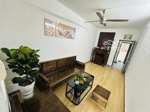 chính chủ cần bán căn tập thể phố quỳnh lôi - hai bà trưng - ngõ thông - ô tô đỗ - 45/65m2