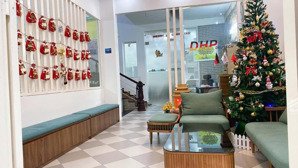 cho thuê tầng 1 biệt thự tp giao lưu, ngay ngã 3, nhiều xe qua lại, phù hợp mọi mô hình kinh doanh