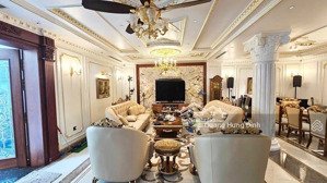 bán biệt thự đường nguyễn khuyến kđt văn quán hà đông 220m2*4t mặt tiền 10m, full nội thất, ở luôn.