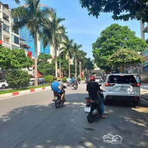 sát mặt phố khuyễn khuyến văn quán hà đông phân lô vỉ hè đá bóng 80m 4t giá hơn 2xxtỷ 