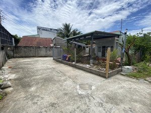 cho thuê nhà ở dt : 288m2 gần các cơ quan ban ngành nhà nước không gian rộng rải yên tĩnh