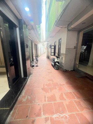 bán nhà phố thiên lôi oto đỗ cách nhà 5m