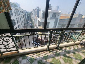 bán nhà phân lô khu dịch vụ tại mỗ lao, 18,5 tỷ, 50 m2, 5 tầng có thang máy cực chất.