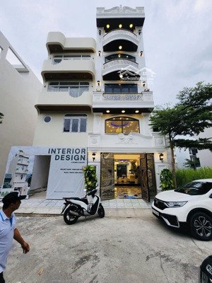 nhà phố tân cổ điển 5*16m 1 trệt 4 lầu 7 phòng sh. riêng