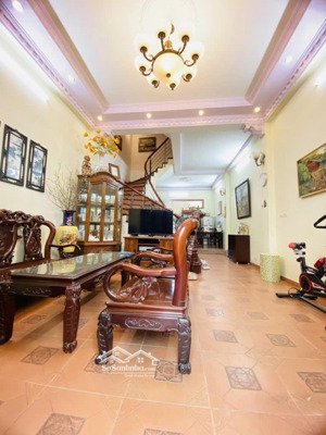 bán nhà trung tâm quang tiến - đại mỗ, 42m2, mt4.5m, nhà đẹp ở ngay, ngõ nông, gần ôtô, giá 6.25 tỷ