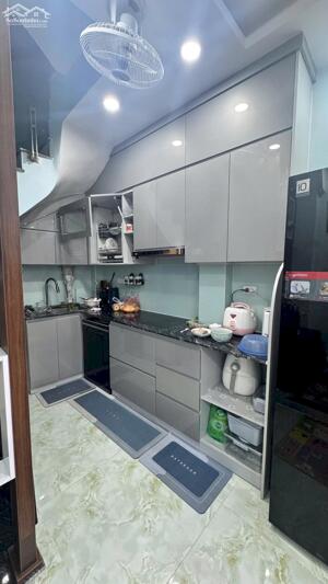 Bán nhà Sài Đồng 38m2 nhà mới vị trí đẹp đủ nội thất ở ngay 7.x tỷ