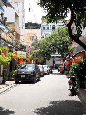 nhà đẹp p6, tân bình gần bành văn trân giáp q10-xe hơi vô cửa-4tầng-(4,1x18m)-nhỉnh 9tỷ.