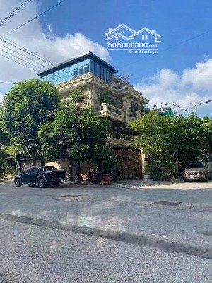 biệt thự đẹp văn khê- căn góc - vỉa hè 3 oto tránh dừng đỗ - mặt đường trục lớn thang máy