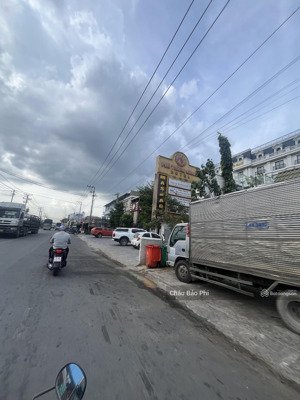 thiếu ngân hàng cần ra nhanh 1 lô đất thuộc dân cư tân đô, 1,945 tỷ, 130m2, đức hoà hạ, long an