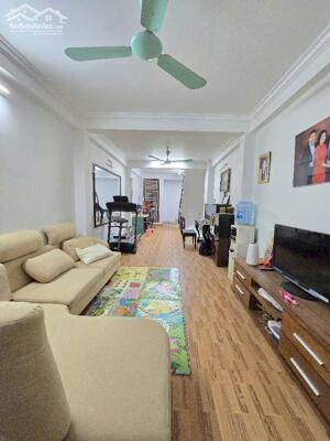 Bán nhà mặt phố Ô Chợ Dừa 60m2 nhà đẹp oto vào nhà mặt tiền rộng 18 tỷ