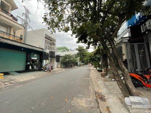 mặt tiền kinh doanh 106m2, ngang 4m, đường lê văn phan, quận tân phú