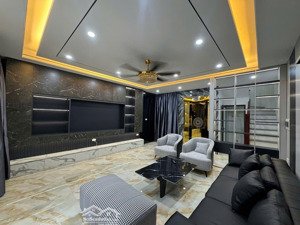 chính chủ bán nhà. đang đợi chủ mới đến nghiệm thu công trình