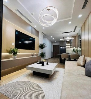 bán nhanh ch 3pn/81,7m tại florence mỹ đình full nội thất mới 100% sẵn slot xe. cam kết thông tin